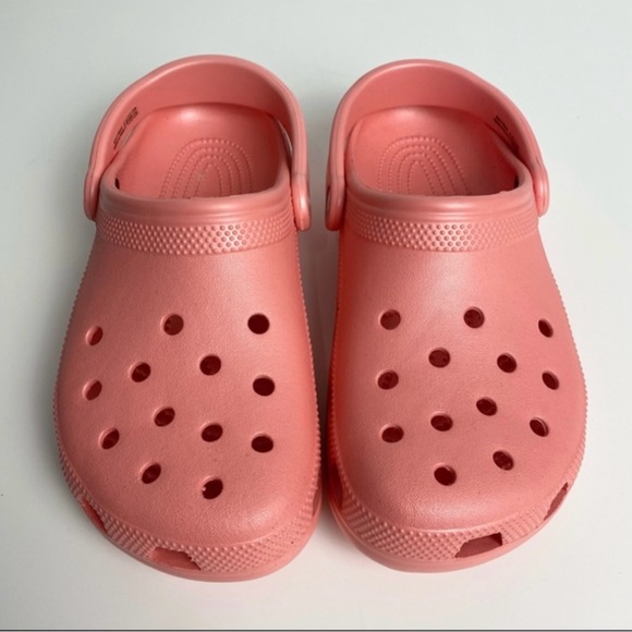 COPY - Women Crocs Fresco Pink - Picture 2 of 2